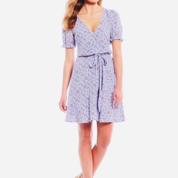 Gianni Bini Dresses & Skirts - NWT GB Floral Lavender Wrap Puff Sleeve Sun Dress